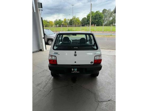 FIAT UNO 1.0 MPI MILLE FIRE 8V FLEX 2P MANUAL FIAT UNO 1.0 MPI MILLE FIRE 8V FLEX 2P MANUAL